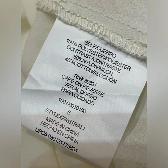 🤍 Takara Beautiful Puff Sleeve Lace Top Small - Picture 6 of 8